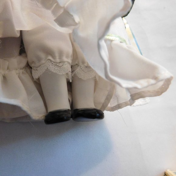 Vintage Porcelain International Dolls Colleen Ireland by Russ - Picture 6 of 7